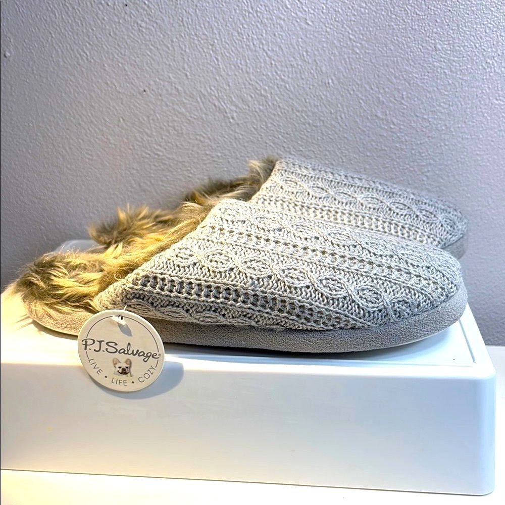 NWT PJ Salvage Gray Knit Slippers Women's M/L